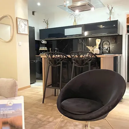 Bienvenue Au Chillou - Parking - Terrasse Apartment *