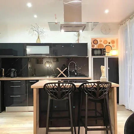 Bienvenue Au Chillou - Parking - Terrasse Apartment